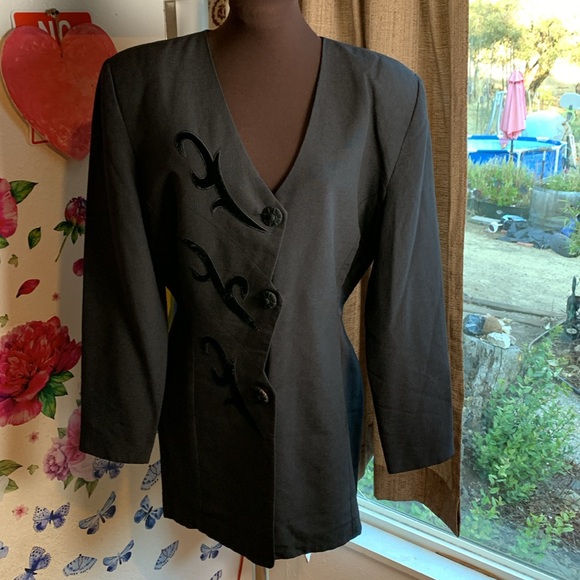 Vintage 1980’s/1990’s Nina K, whimsy goth long sleeve solid black jacket. Size L - Picture 5 of 17